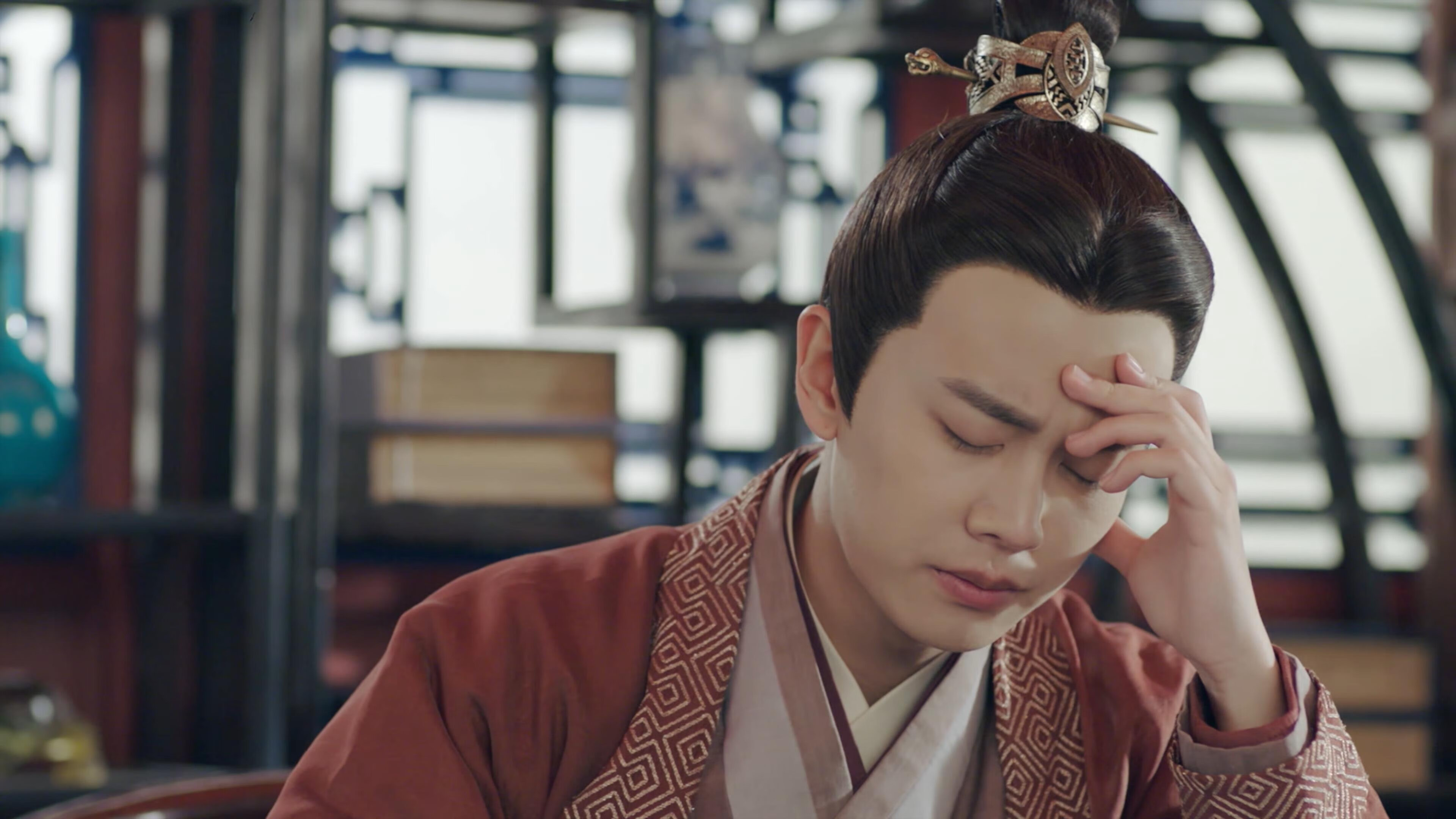 欧洲杯终极对决：战术博弈中的巅峰瞬间，欧洲杯比赛中段